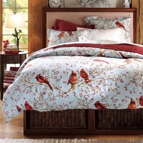 Pottery Barn Duvet Cover Winter Cardinal Blue Full Queen Holly Berry 86'Wx84"L - Picture 1 of 10